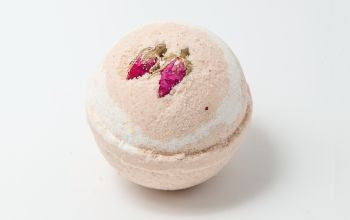 ROMANCE BATH BOMB